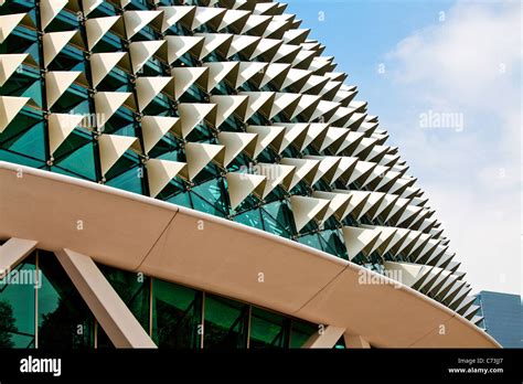 esplanade concert hall in singapore Stock Photo - Alamy