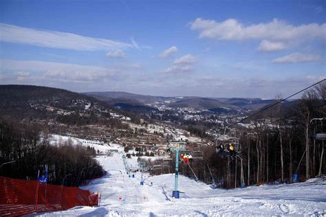 Top 15 Ski Resorts in New York