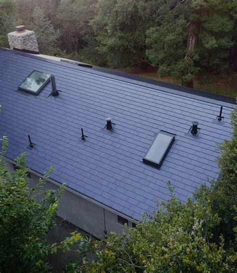 Why Elon Musk's Tesla Solar Roof Is Unlike Any Previous Tech