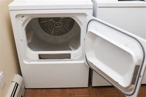 General Electric Washer and Dryer Set | EBTH