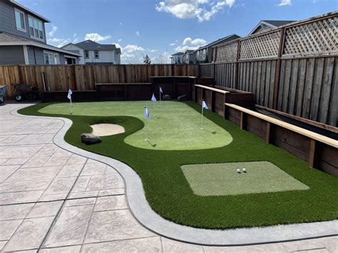 Best Artificial Grass for San Antonio TX Backyard Putting Greens