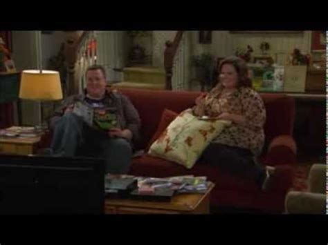 Pin by Martha Mckelvey on Mike and molly in 2021 | Bloopers, Funny scenes, Best tv shows