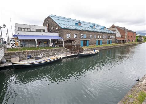 The Otaru Canal Cruise: Enjoy the Sea and Gorgeous Brick Buildings! | LIVE JAPAN travel guide