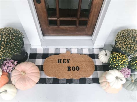 DIY Halloween Doormat - With the Blinks