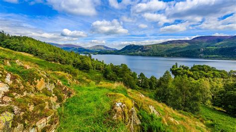 Lake District National Park, England (with Map & Photos)