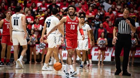 Men's basketball: Lobos lose 77-76 in a heartbreaker - The Daily Lobo