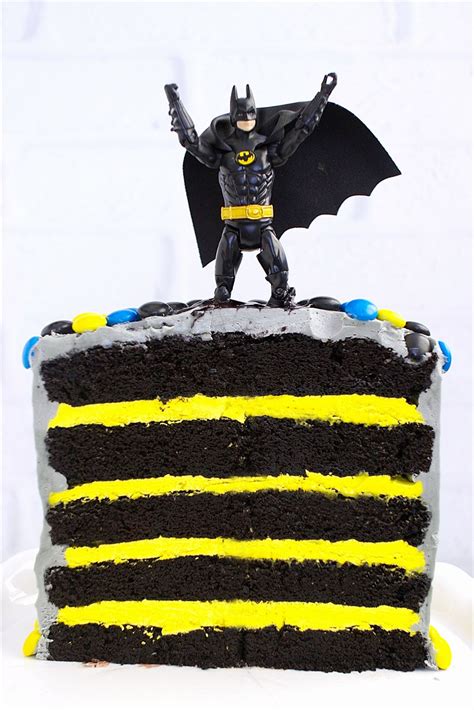 Batman Cake - Deliciously Declassified | Batman birthday cakes, Batman ...