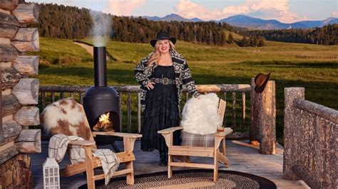 Kelly Clarkson’s Montana ranch inspires her new Wayfair collection ...