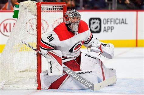 Cam Ward signs one-day contract to retire with Hurricanes - The Globe and Mail