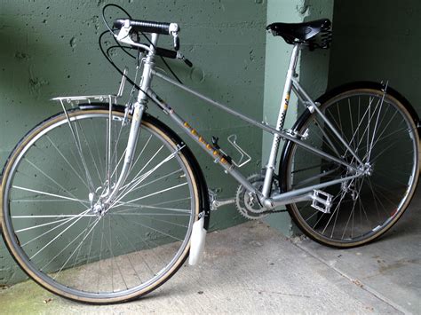 1970’s Peugeot Mixte Porteur | Restoring Vintage Bicycles from the Hand Built Era