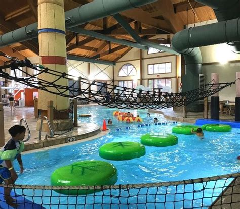 15+ Thrilling Indoor Water Parks in Michigan & The Best Waterpark Hotels - grkids.com | Indoor ...