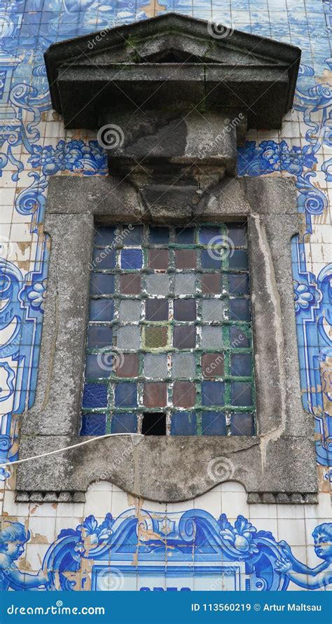 Porto, Portugal, Circa 2018: Architecture of the City. Stock Image - Image of roof, colorful ...