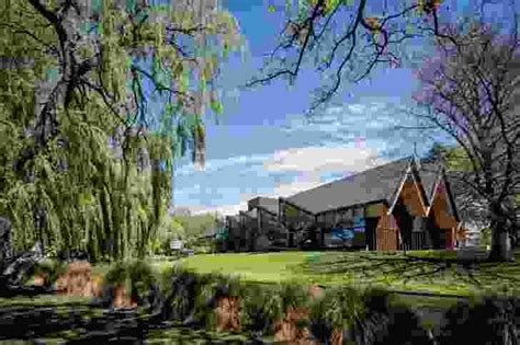 St Andrew's College Centennial Chapel | ArchitectureAu