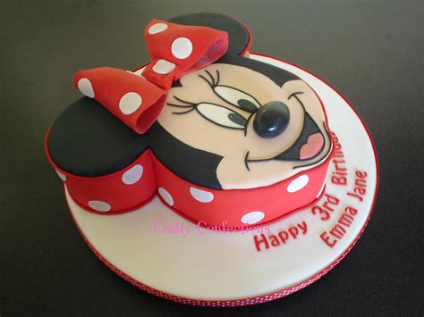 Red polkadot Minnie Mouse cake | Yet another Mouse cake! I s… | Flickr