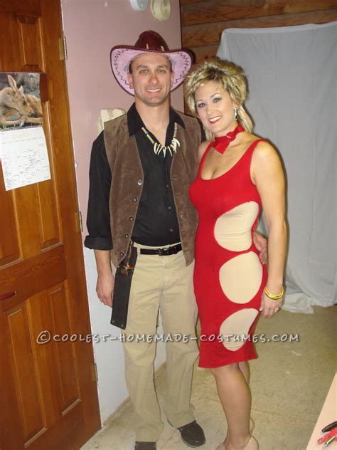 Crocodile Dundee and Sue Couple Costume