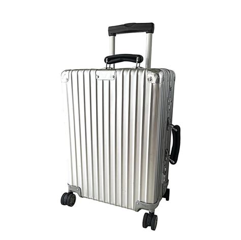 Prelove Rimowa Classic Cabin Silver see on Carousell