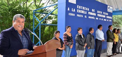 Instalan arco techo en Escuela de Cerro Prieto en El Marqués