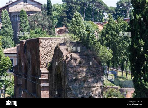 Roman ruins in Rome, Forum Stock Photo - Alamy