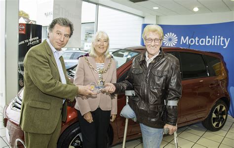 Dorchester Nissan helps raise the profile of Motability scheme – Nissan ...