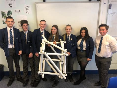 BLBW Ambassadors show their teamwork in a scaffolding challenge ...