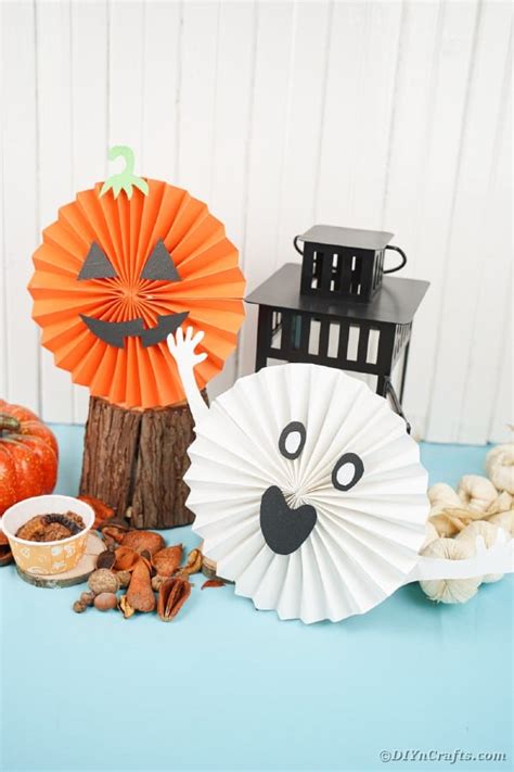 Easy Handmade Halloween Paper Fan Decorations - DIY & Crafts