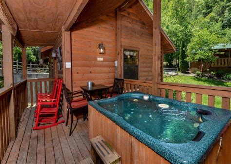 Cabin, Pigeon forge cabins, Hot tub