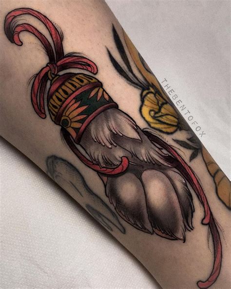 𝐂𝐨𝐧𝐧𝐢𝐞 on Instagram: “Lucky rabbit’s foot 🌸🐰 — #pawtattoo #neotraditionaltattoo #neotradsu ...