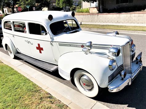 1942 Henney-Packard Ambulance - Vintage Emergency Vehicles