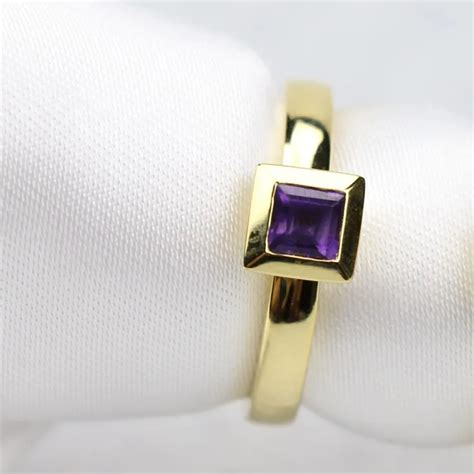 Single Stone Fashion Ring Designs For Ladies In Gold Plated Sterling Silver With Natural ...