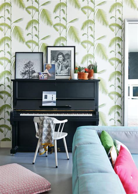 Professionals' Secrets: Piano Decor Ideas To Make Yours Pop