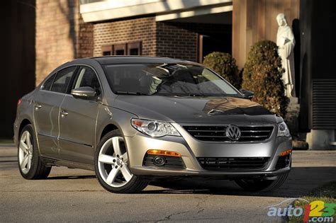 Photos - 2010 Volkswagen Passat CC 2.0 TSI Highline Review