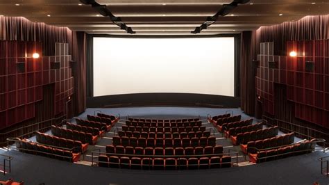 Revamped Cinerama opens after months of renovations | Seattle Refined