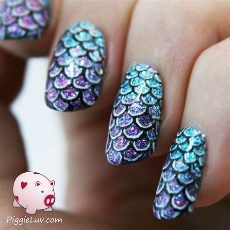 I made these mermaid /slash/ fish scale nails the other day, using my ...