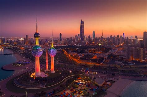 Kuwait City Travel Guide. Travel Guides of State of Kuwait