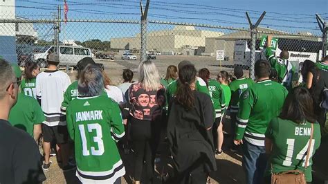 Dallas Stars fans welcome team back home after losing Stanley Cup Final | FOX 4 Dallas-Fort Worth