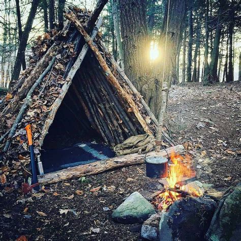 How To Build DIY Survival Shelters To Survive Through The Night