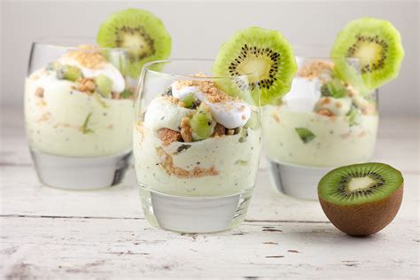 Creamy kiwi dessert | Ohmydish