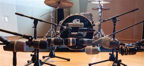 Kick Drum Mic Shootout - with Sound Samples