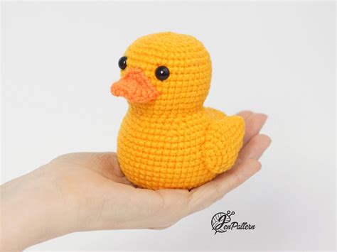 Yellow rubber duck crochet PATTERN Amigurumi ducky tutorial | Etsy