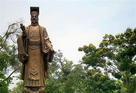 Lý Thái Tổ | Born in 974, Emperor Lý Thái Tổ ruled Vietnam f… | Flickr