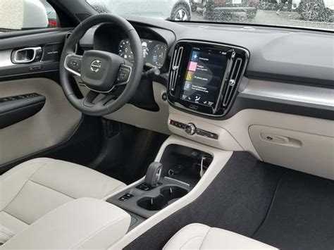 Review: Volvo XC40 speaks with an American accent