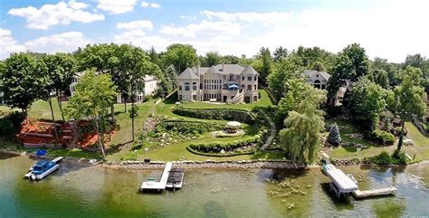 $9.75 Million Lakefront Mansion In Orchard Lake, MI | Homes of the Rich