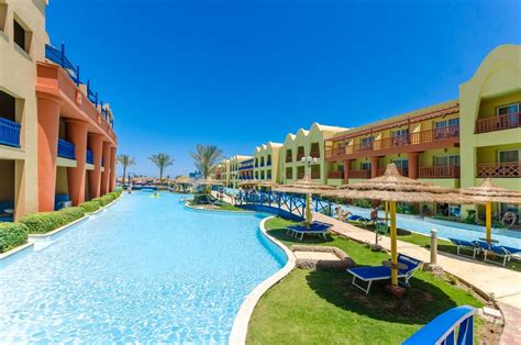 Hotel Titanic Beach Spa & Aquapark, Egypt Hurghada - 8 190 Kč (̶1̶9̶ ̶7̶9̶0̶ Kč) Invia