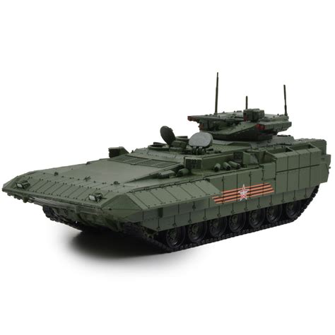 Russian T-15 Armata Heavy Infantry Fighting Vehicle - 2015 Moscow Vict ...