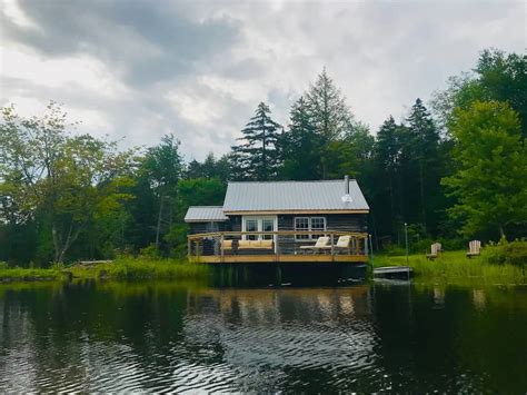 Secluded Pet-Friendly Cabins in Vermont for Your Next Getaway