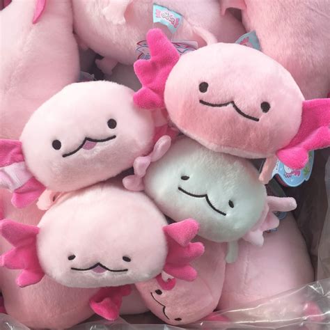 Claw Grabby: Axolotl Plushies! Small - Medium - Large!