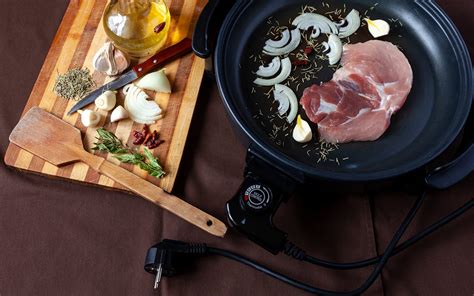 An Easy Electric Skillet Temperature Guide, Plus What to Cook