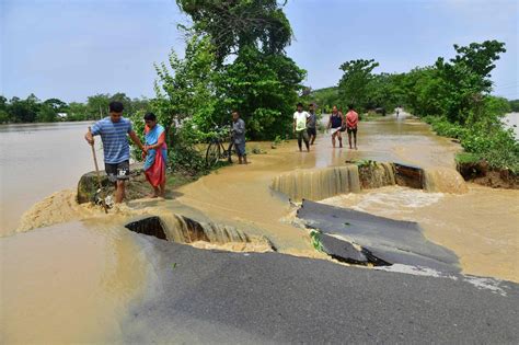 Millions Displaced and Dozens Dead in Flooding in India and Bangladesh ...