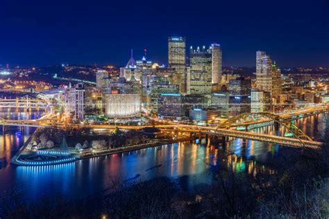 Pittsburgh at Night from Mount Washington – PulpFest