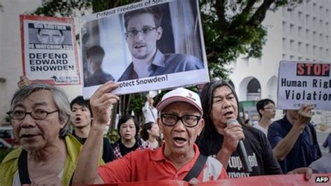 Snowden is 'not on plane' to Cuba in Ecuador asylum bid - BBC News